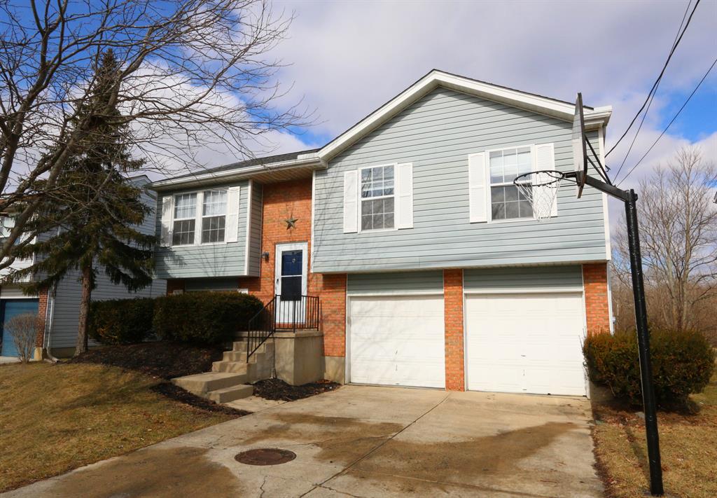 9116 Tamarack Dr