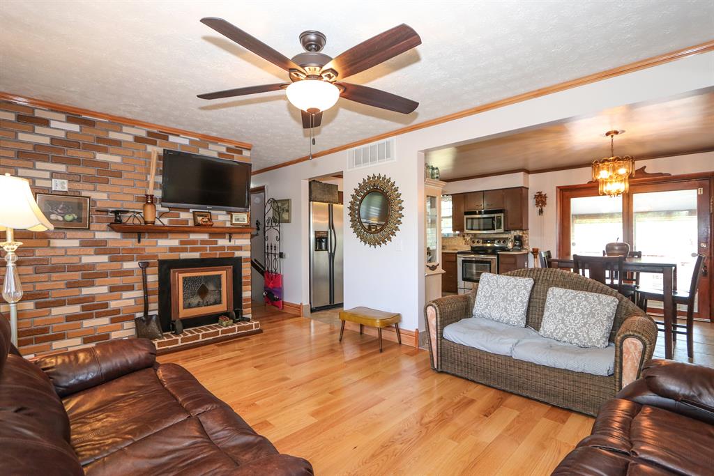 Living Room for 54 Fleming Independence, KY 41051
