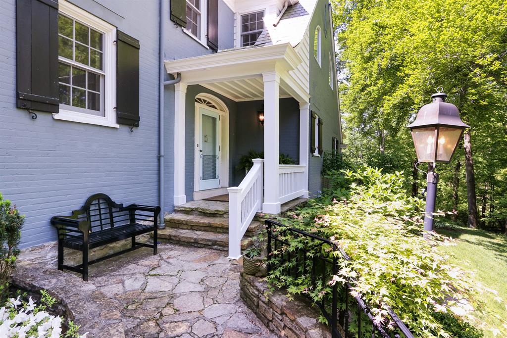Entrance for 3663 Grandin Rd Columbia/Tusculum, OH 45226