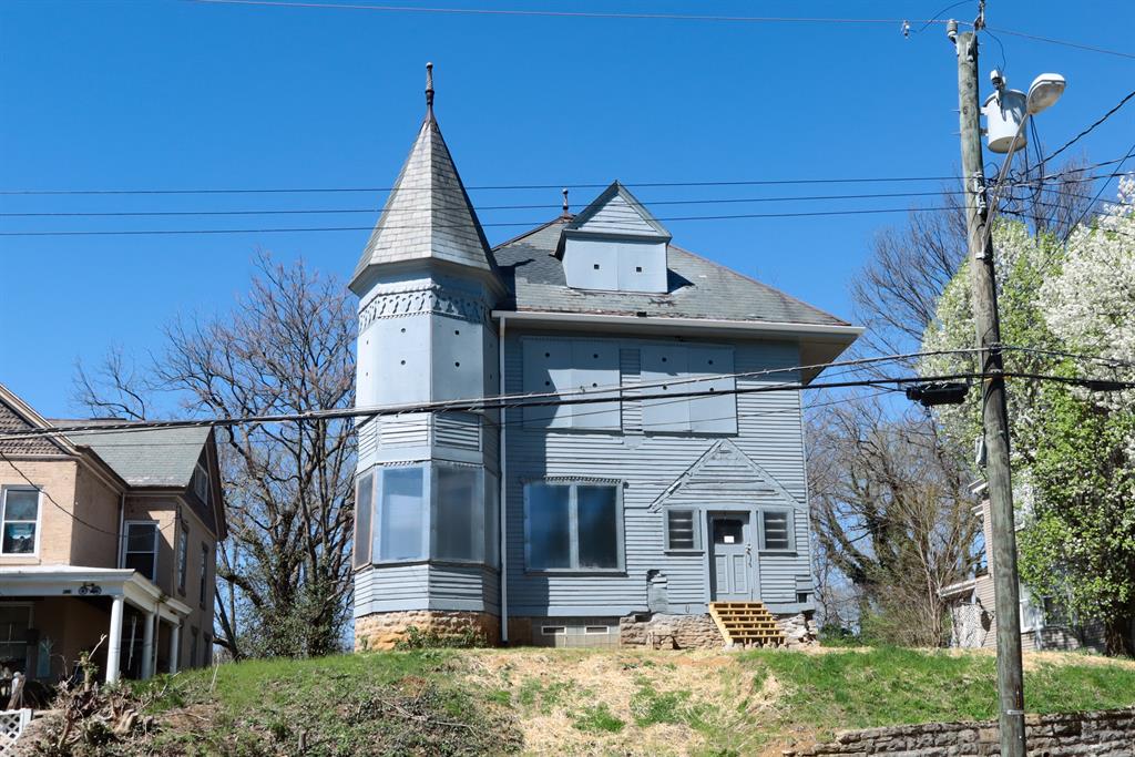431 Purcell Ave