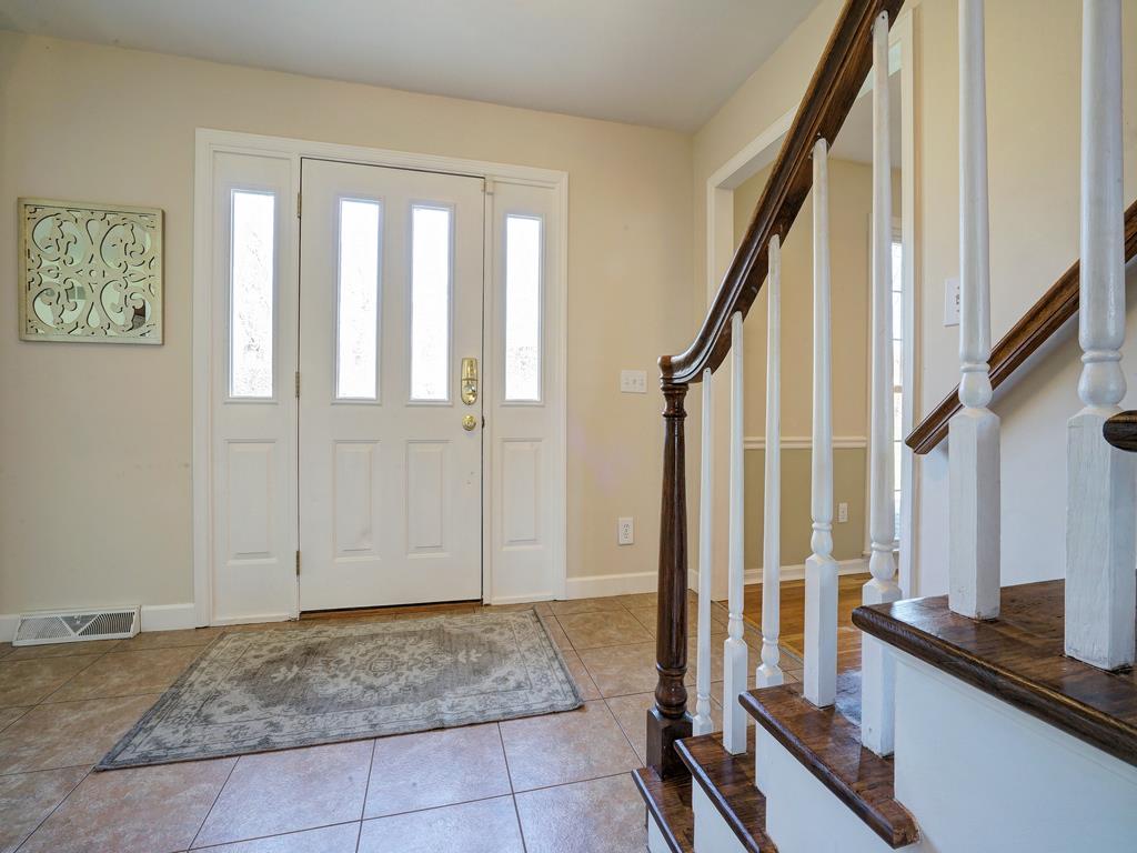 Entrance Foyer for 11332 Ironwood Ct Sycamore Twp., OH 45249