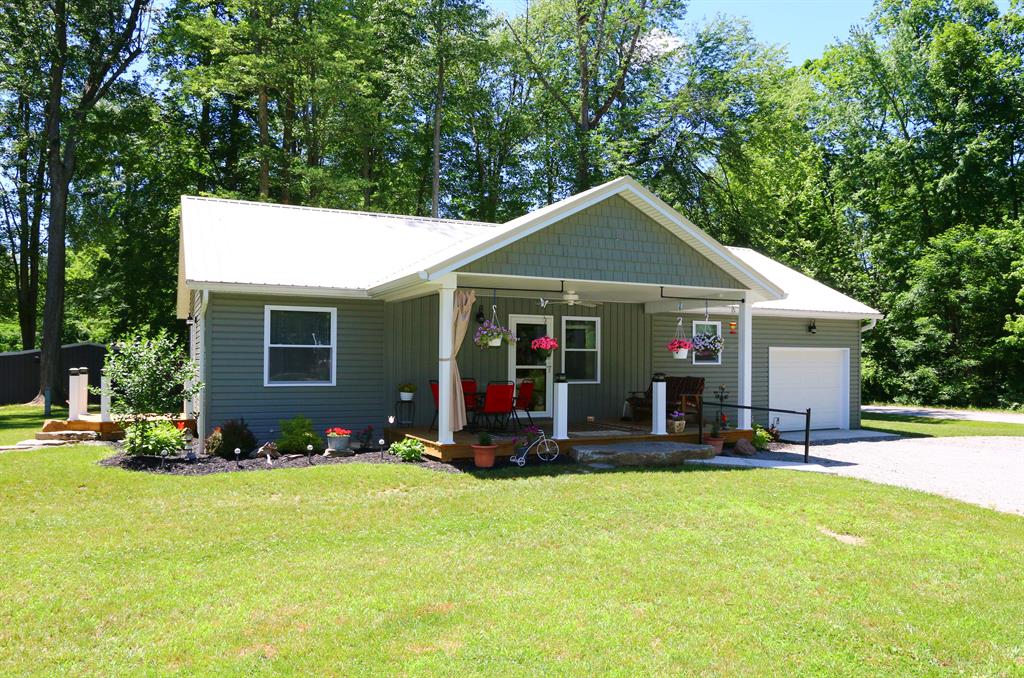 7081 Woodland Trl