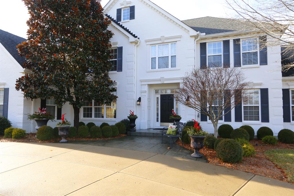 Entrance for 2021 Brantwood Dr Hebron, KY 41048