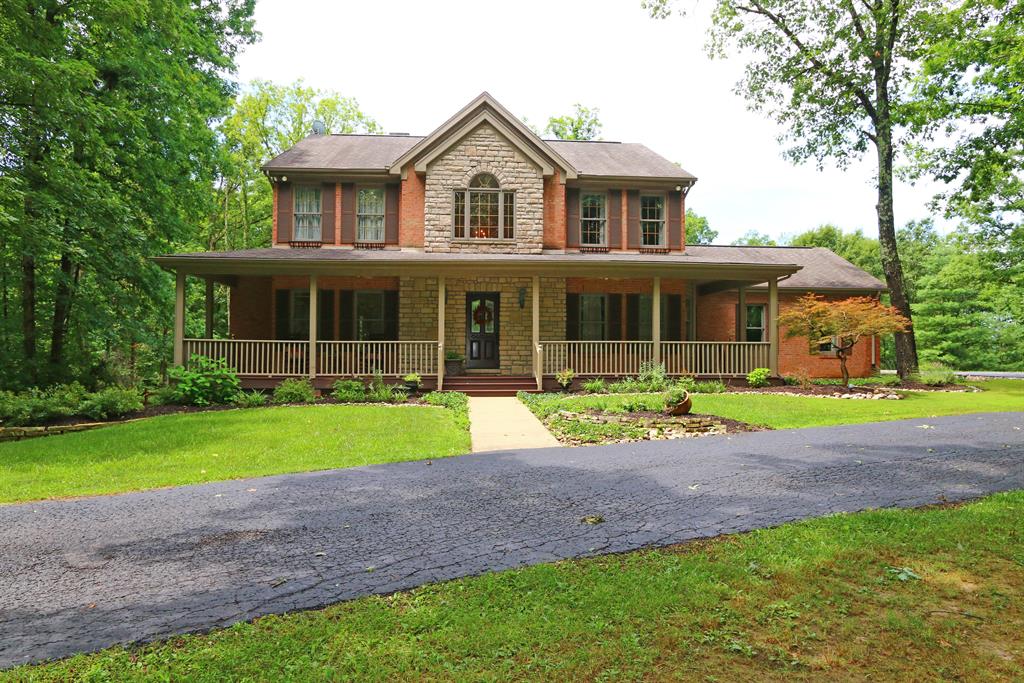 1190 Lickert Rd