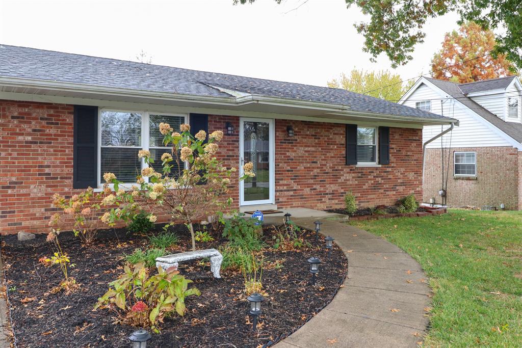 Entrance for 3748 Lisa Ln Alexandria, KY 41001