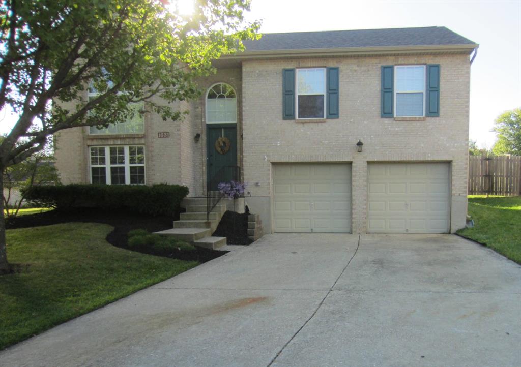 1631 Drake Ct
