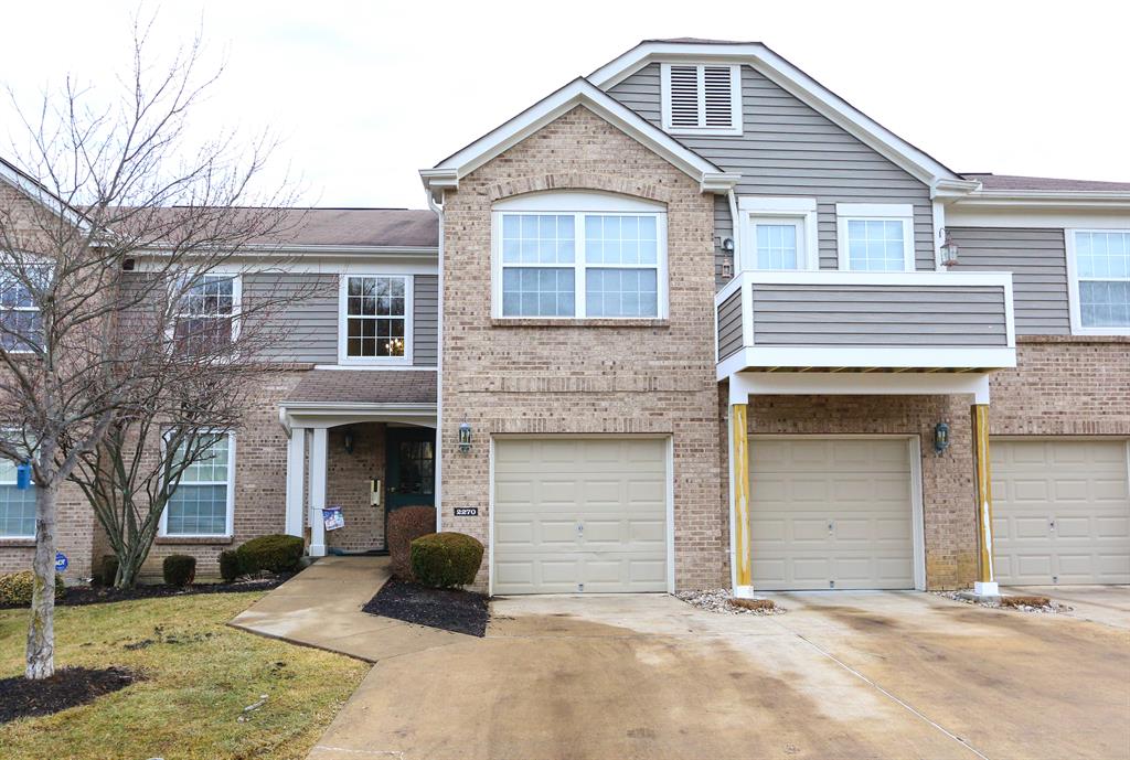 2270 Edenderry, 303