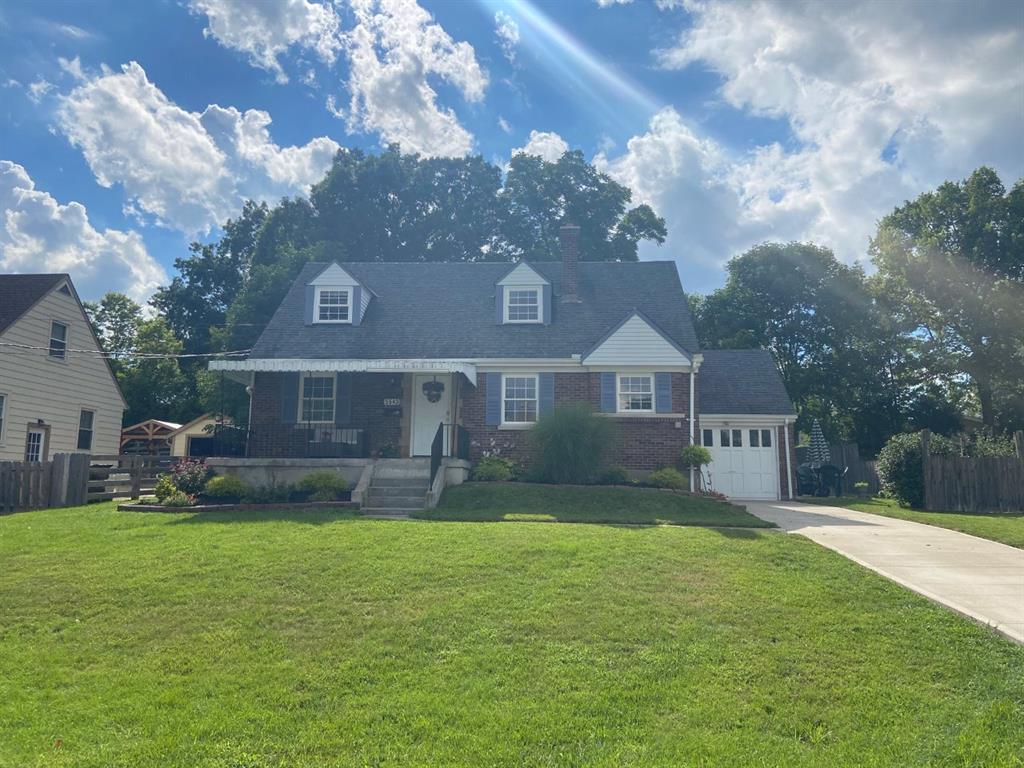 5543 Samver Rd Monfort Hts., OH