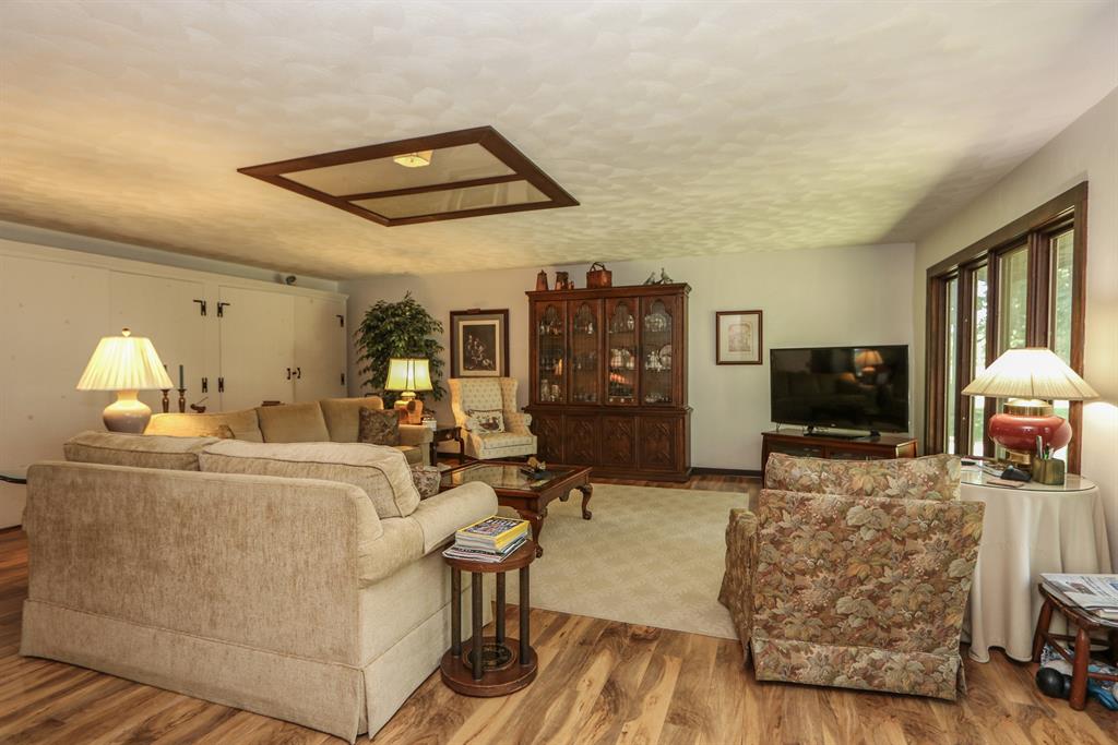Living Room for 7533 S State Route 721 Laura, OH 45337