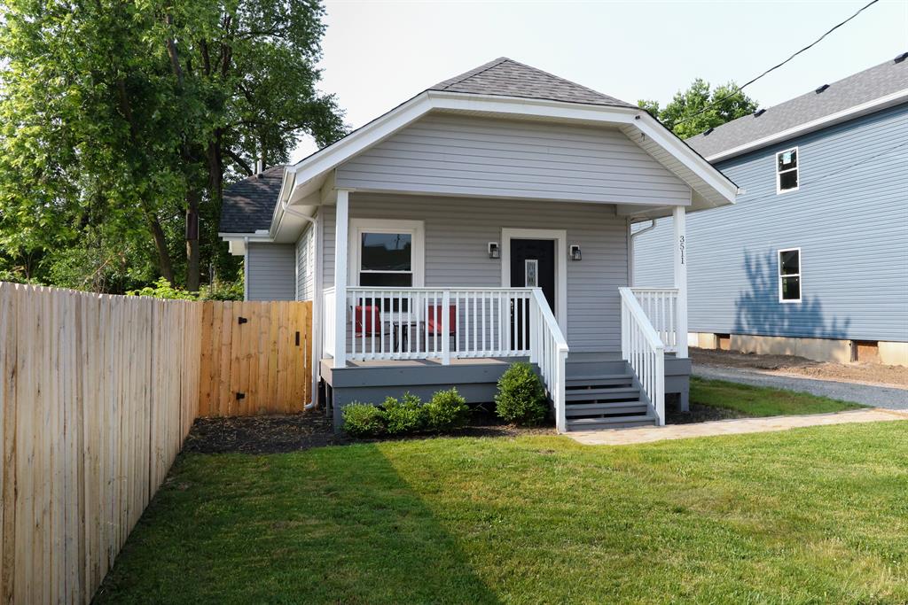 Exterior (Main) 2 for 3511 Cardiff Ave Oakley, OH 45209