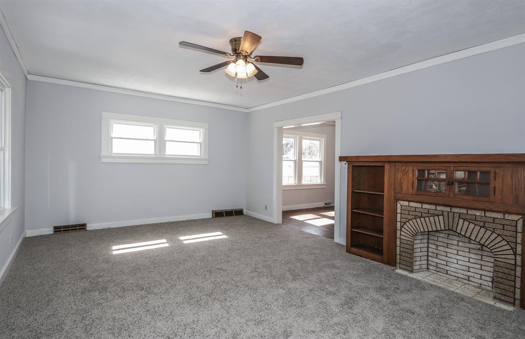 Living Room for 1559 Emmons Ave Dayton, OH 45410