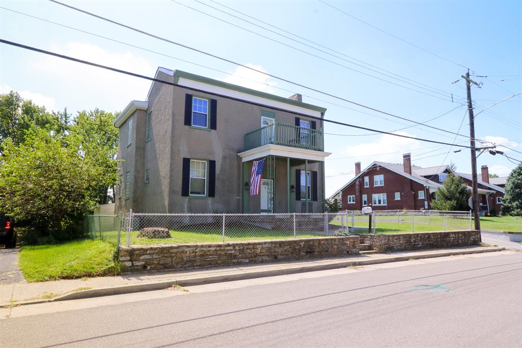 Exterior (Main) 2 for 158 Kentucky Dr Newport, KY 41071