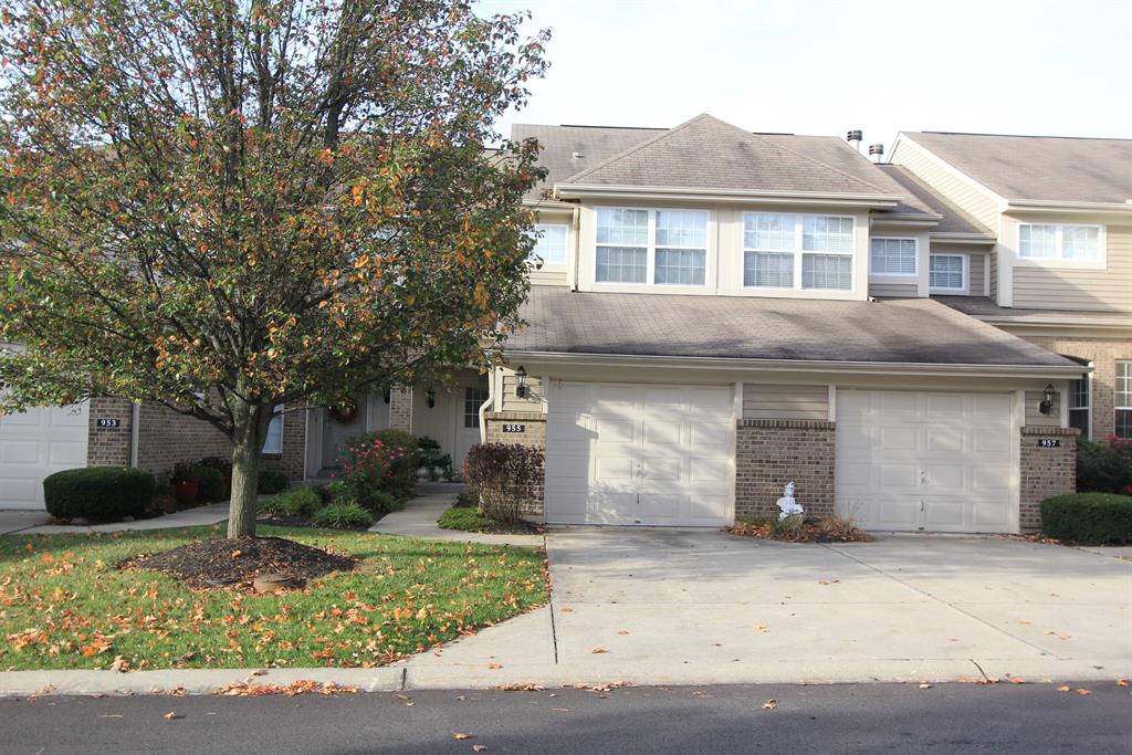 955 Oakmont Ct