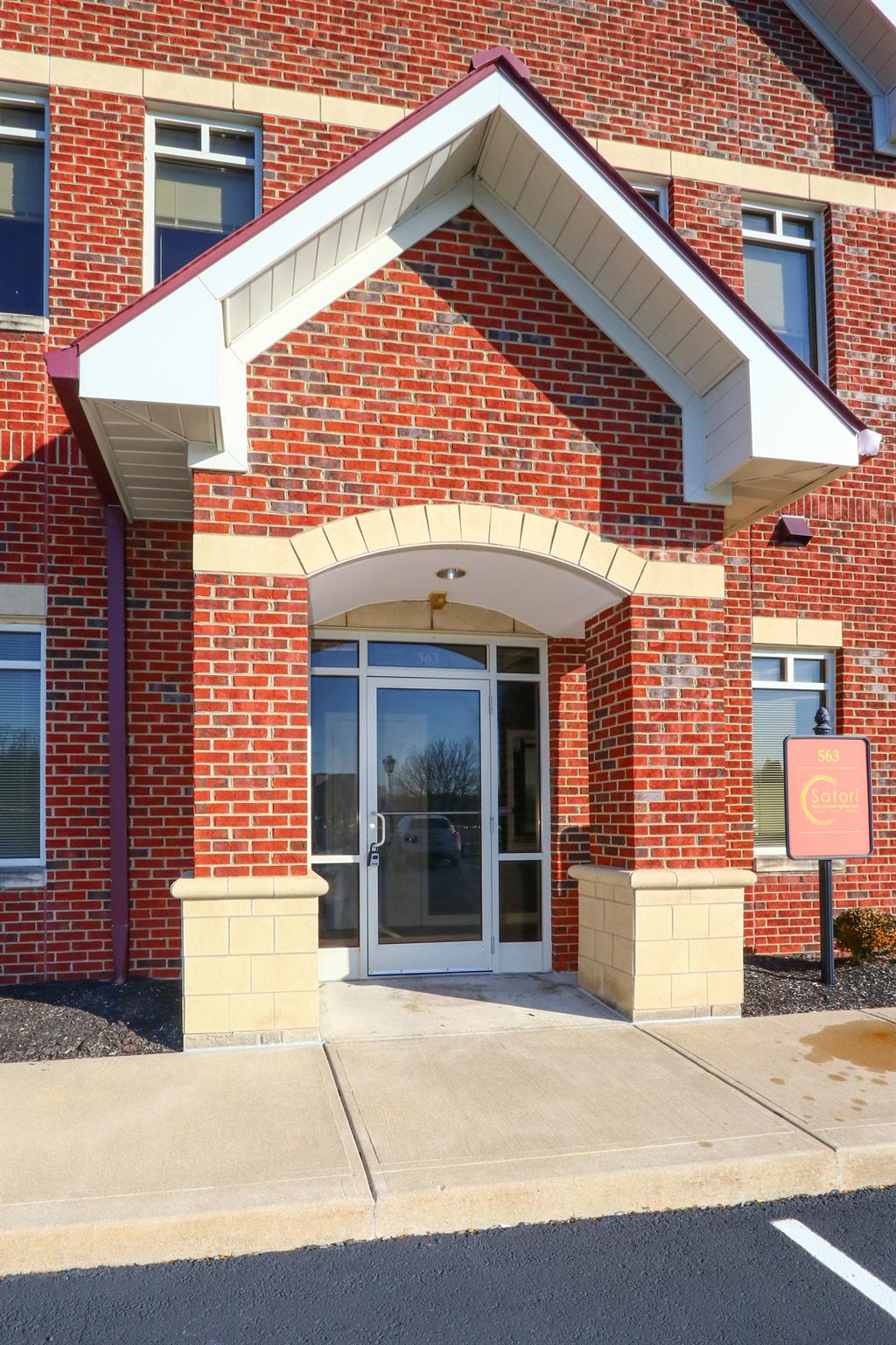 Entrance for 563 Centre View Blvd Crestview Hills, KY 41017