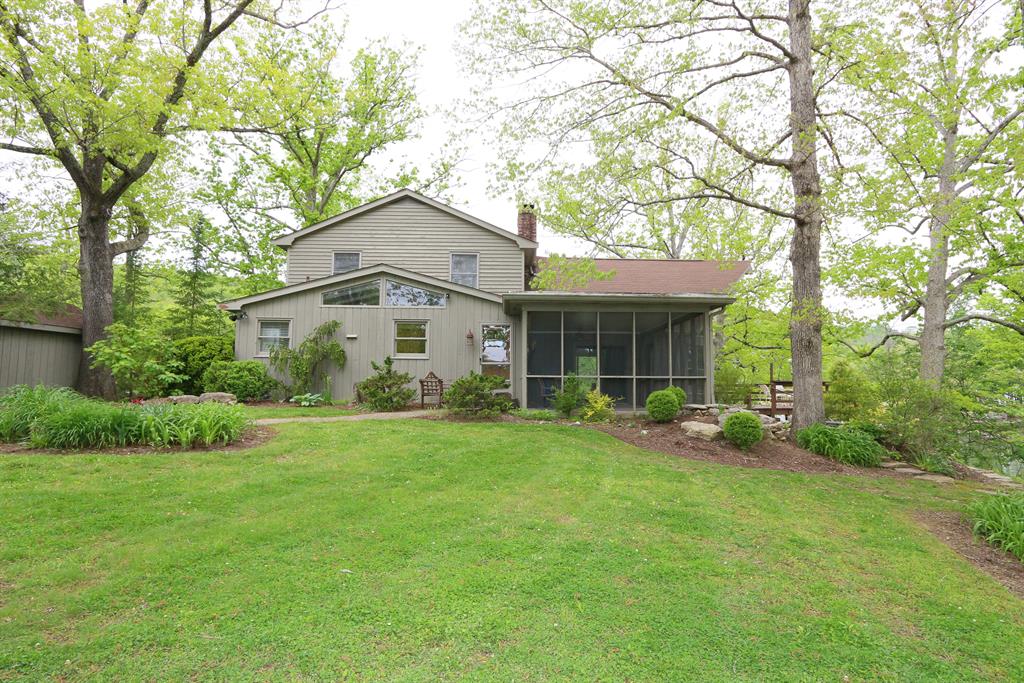 1 Crystal Ct