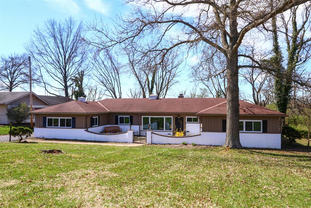 3057 Brookwood Dr