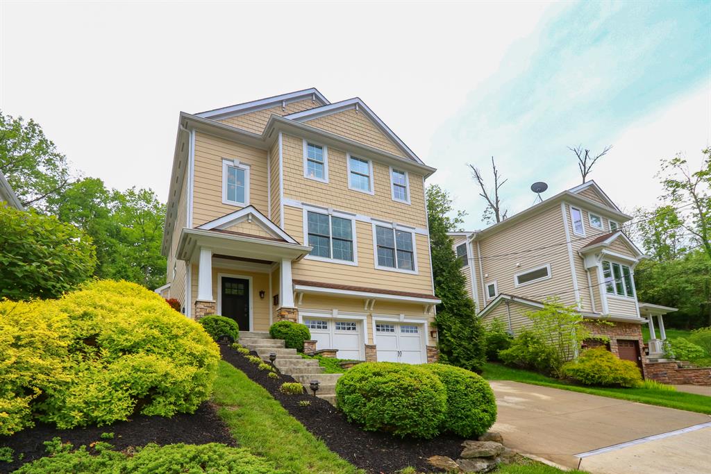 616 Rushton Rd Columbia/Tusculum, OH