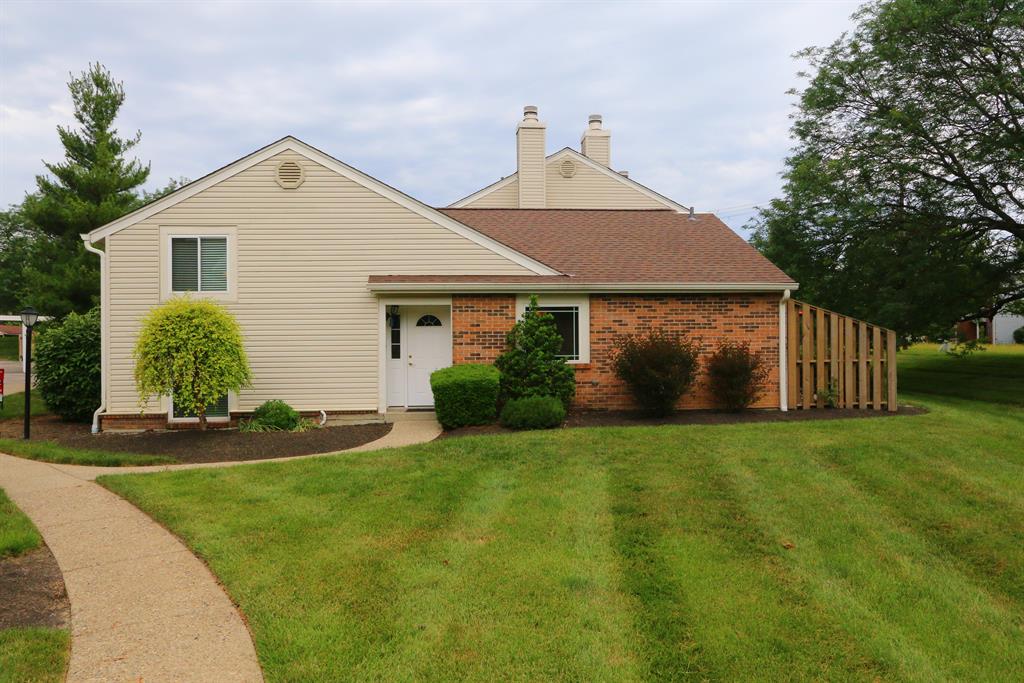 208 Sherwood Green Ct