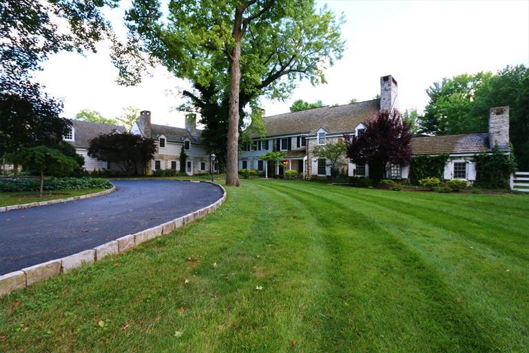 8065 Spiritwood Ct Indian Hill, OH