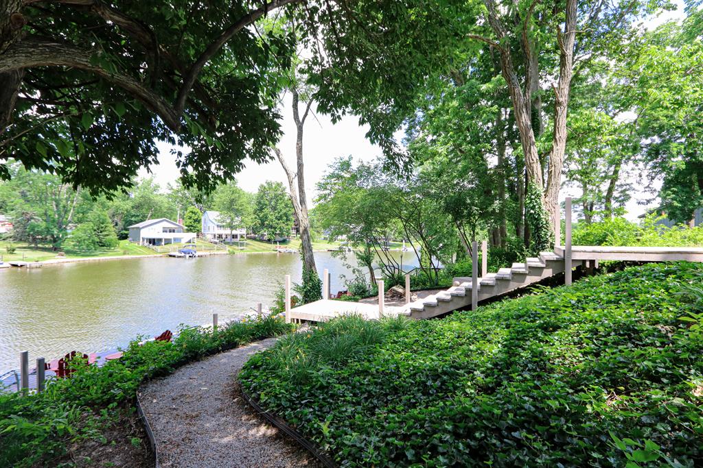 Garden/Landscaping for 600 Lorelei Dr Lake Lorelei, OH 45118