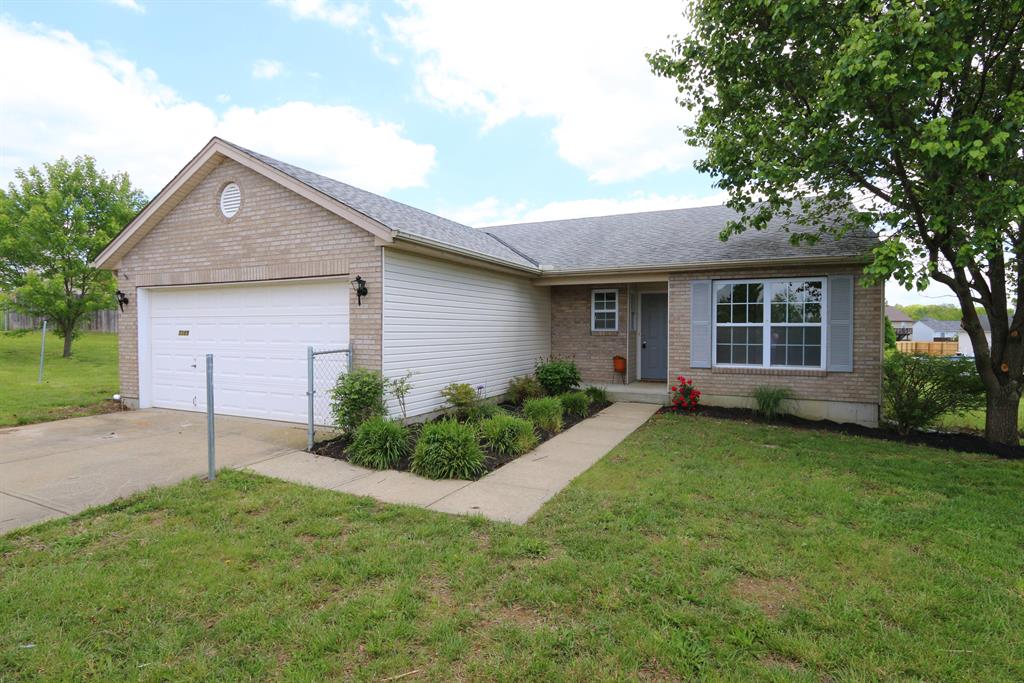5089 Christopher Dr