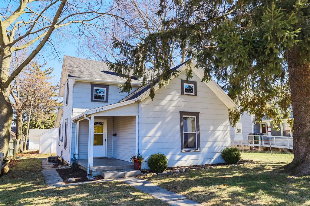 317 Lake St
