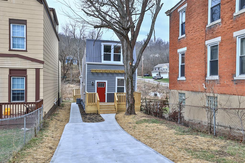 4399 Virginia Ave Northside, OH