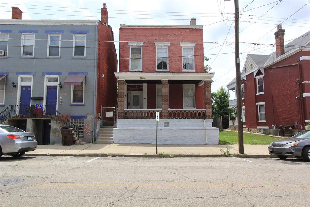 740 Columbia St