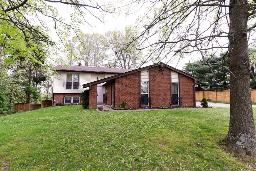 10233 10235 Hightower Ct