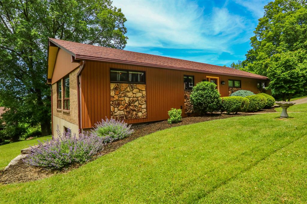 Exterior (Main) 2 for 321 Fairview Dayton, KY 41074