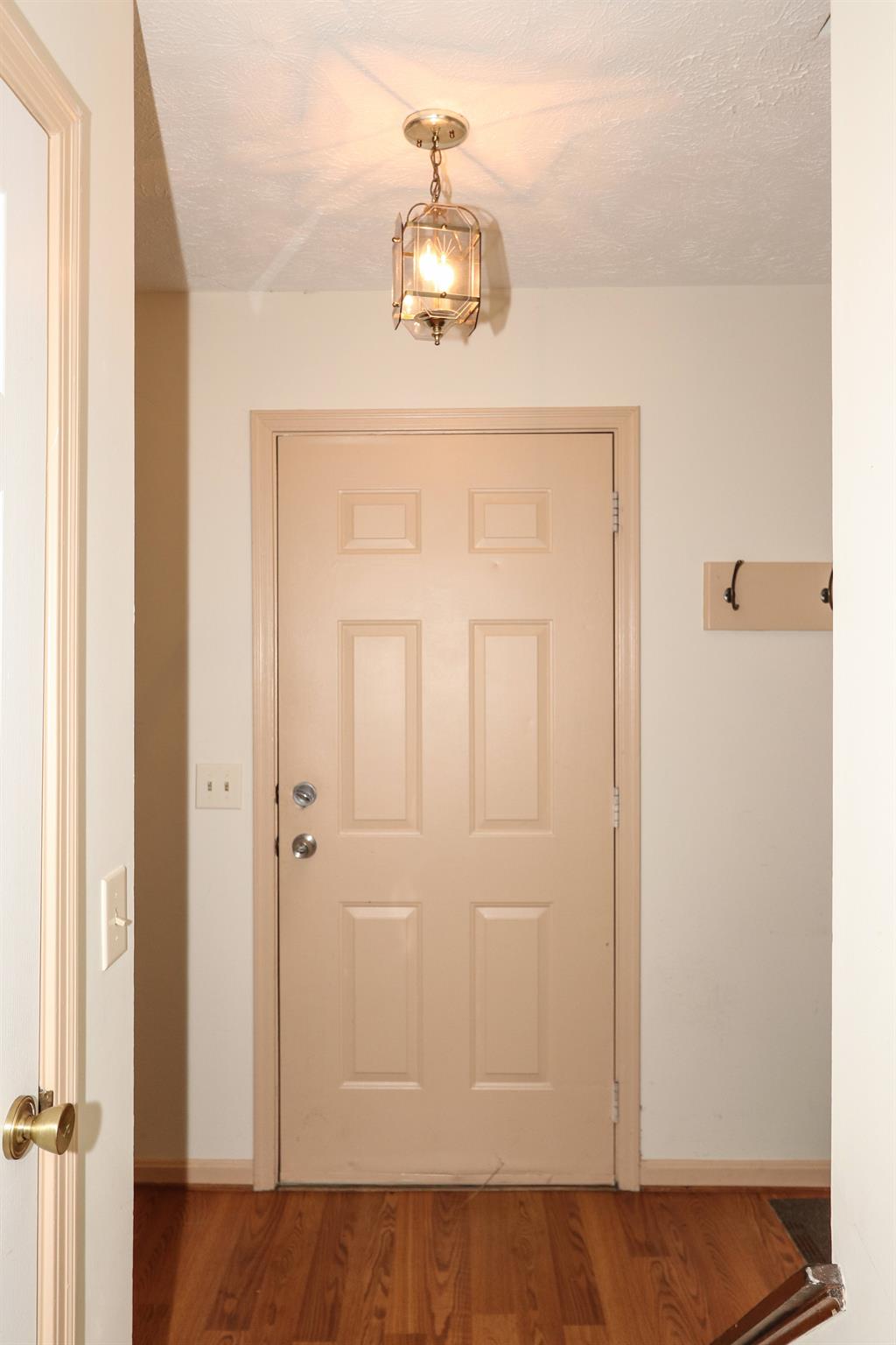 Foyer for 3402 Starboard Cir Erlanger, KY 41018