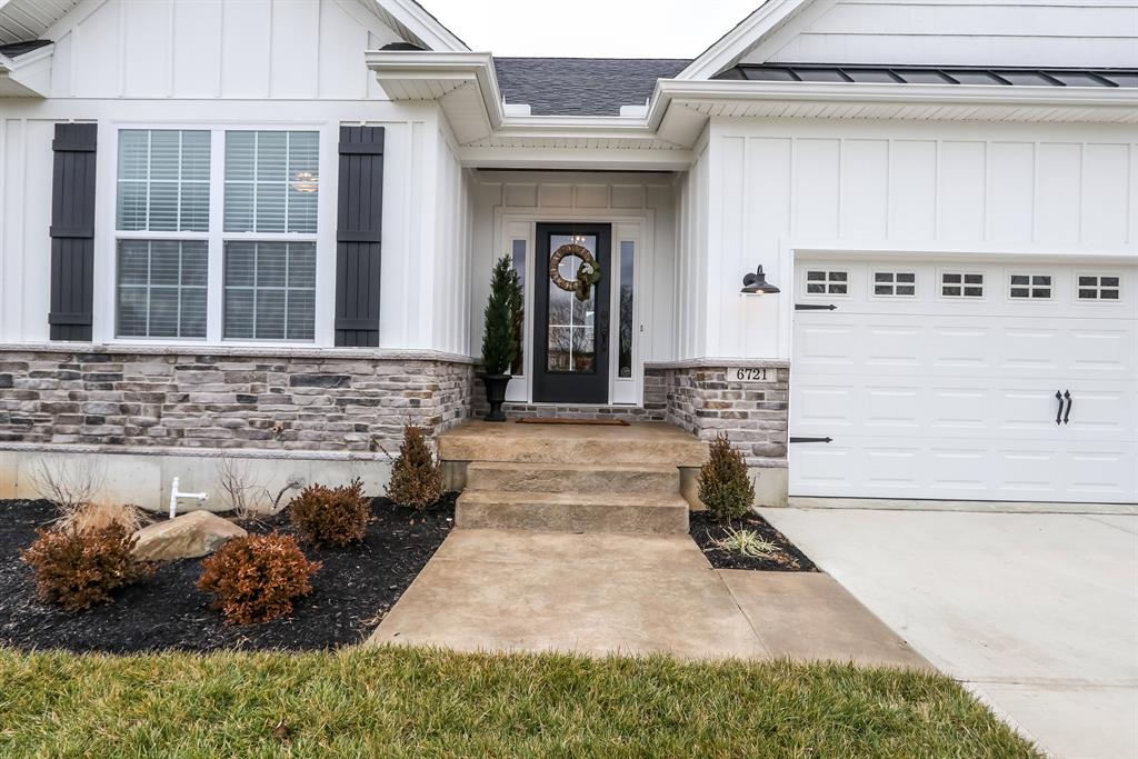 Exterior (Main) 2 for 6721 Daniels Walk Sayler Park, OH 45233