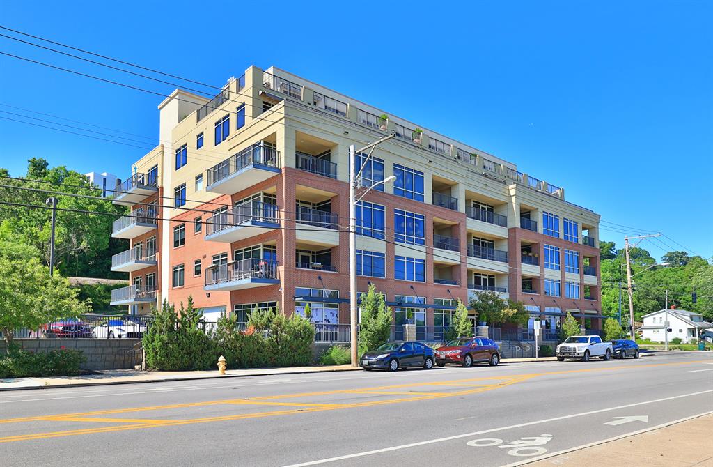 2260 Riverside Drive 205 Cincinnati, OH