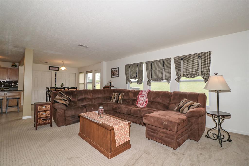 Living Room image 2 for 9748 Summerwind Ct Alexandria, KY 41001