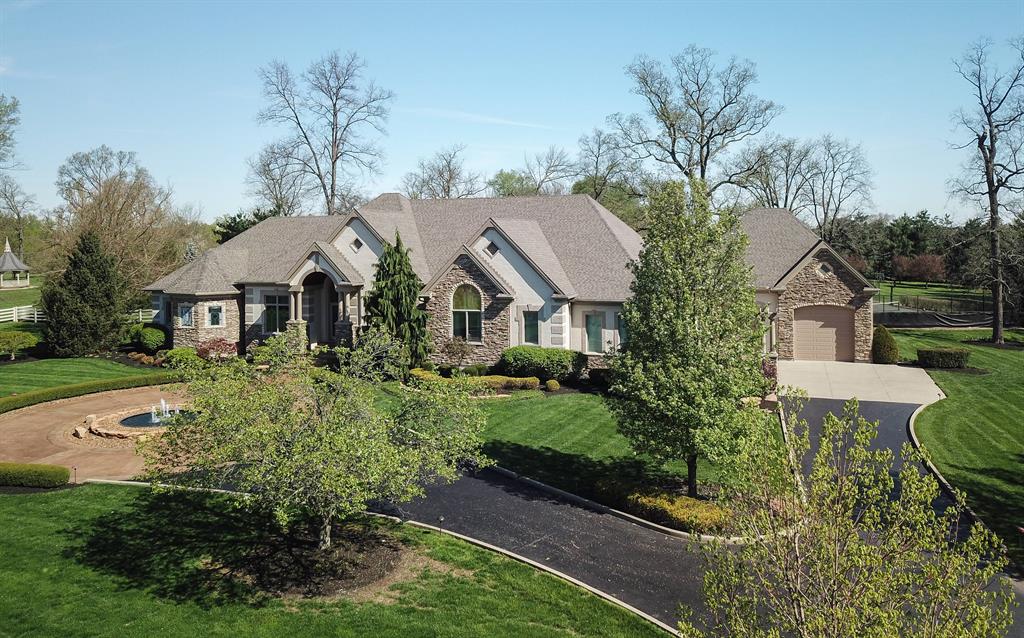 Drone Main Exterior Right for 4900 Bethany Rd Mason, OH 45040