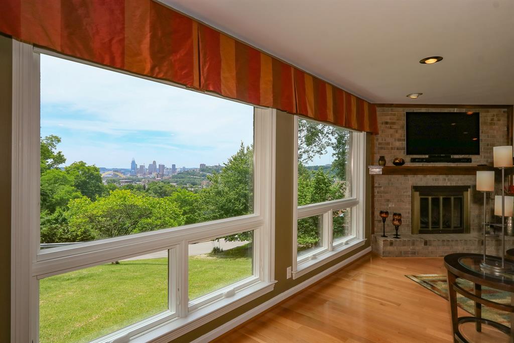 321 Fairview