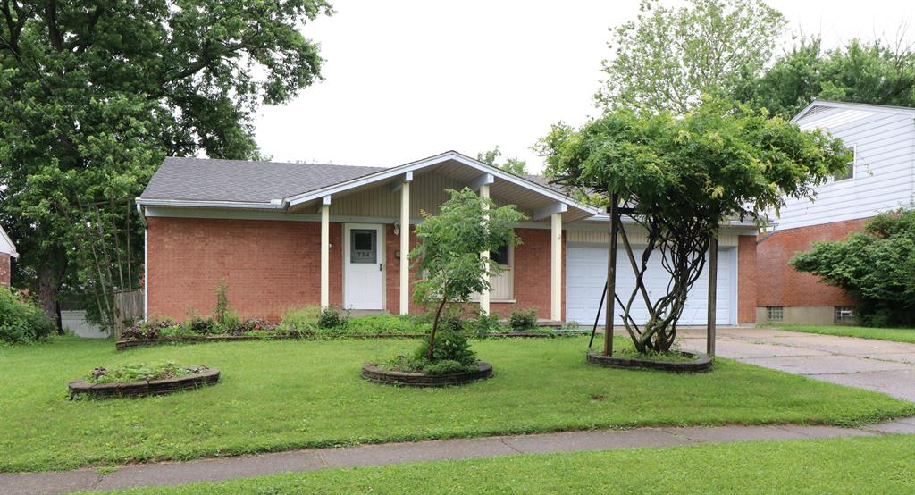 734 W Sharon Rd