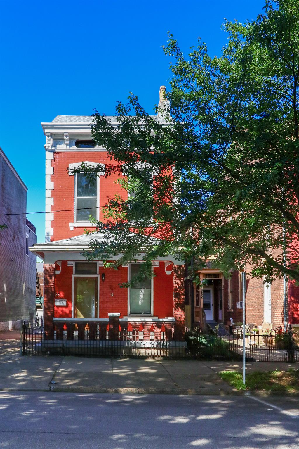 Exterior (Main) 2 for 638 Monroe St Newport, KY 41071