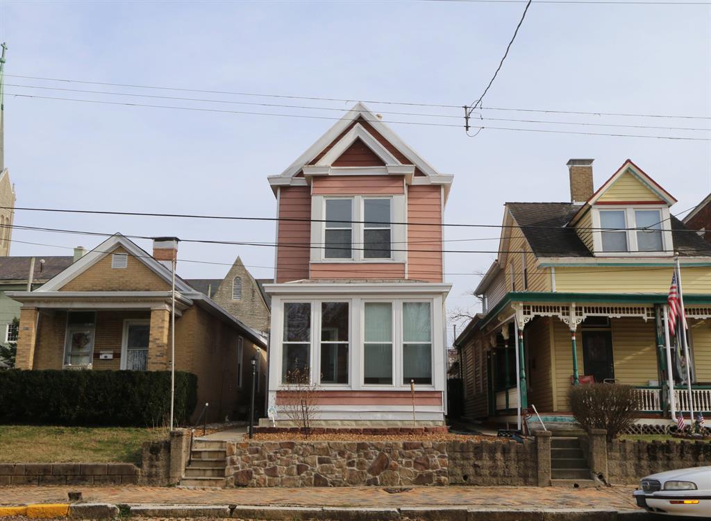513 Linden St