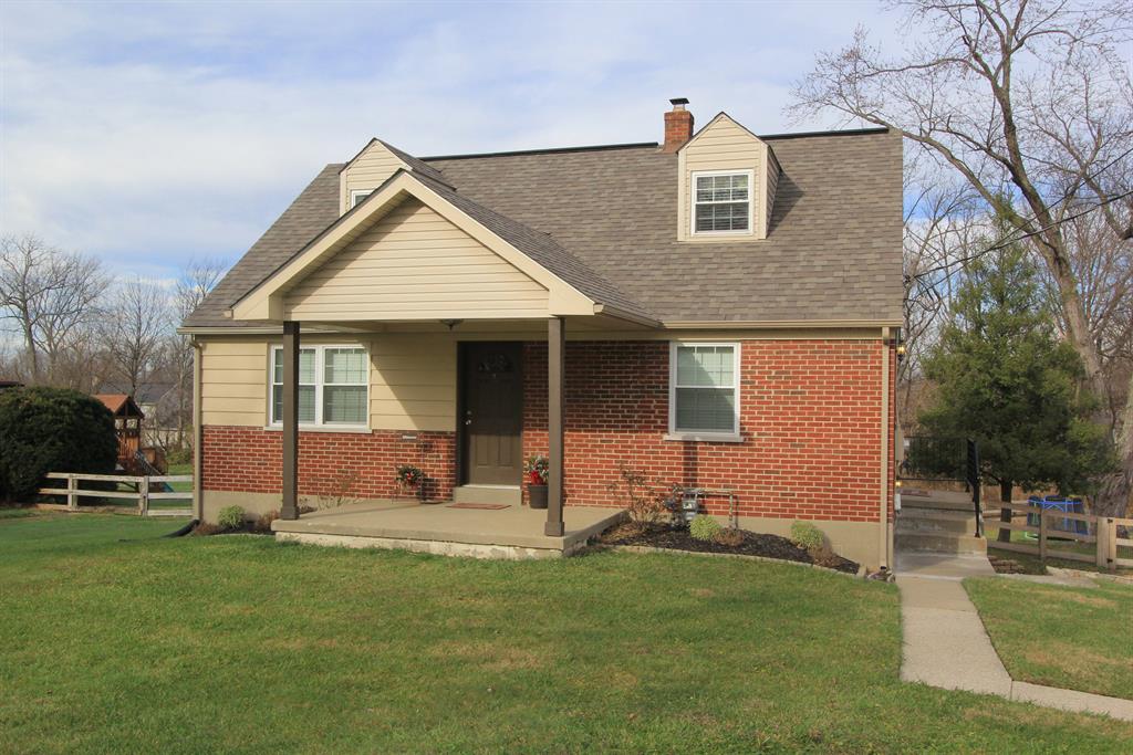 2833 Coral Dr