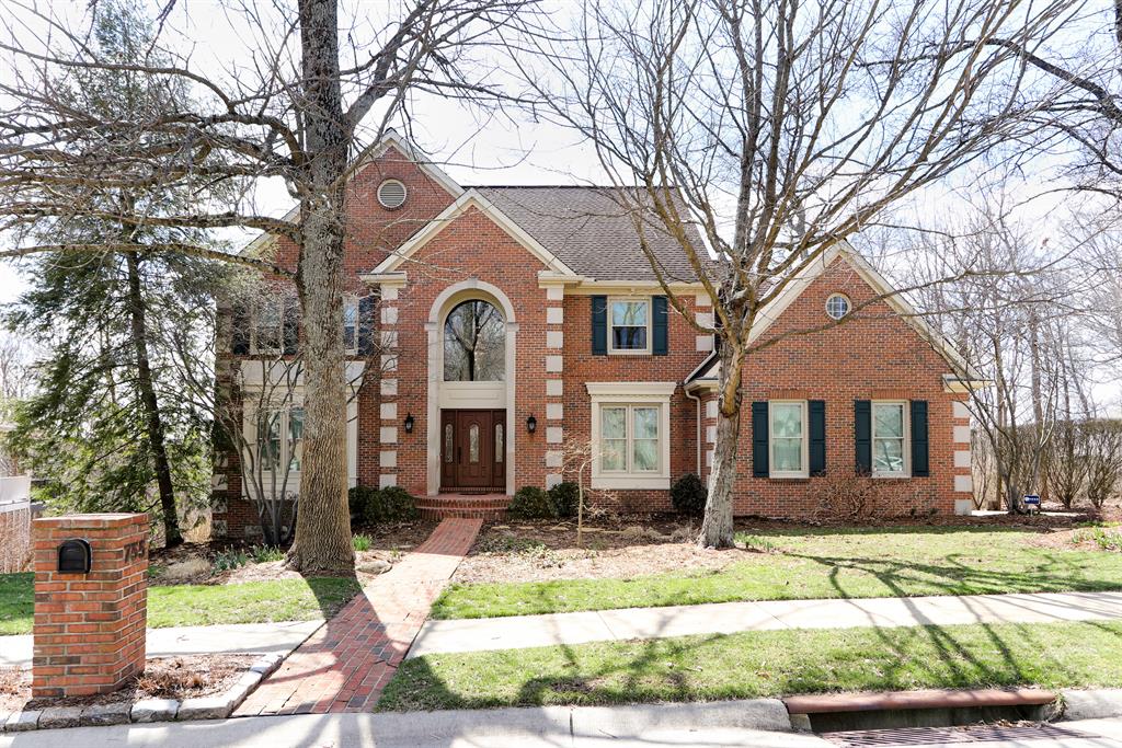755 Hurstborne Ln