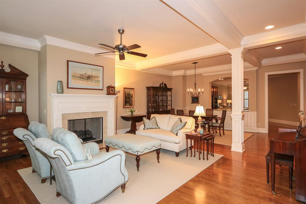 Living Room for 9509 Park Manor Blvd Blue Ash, OH 45242