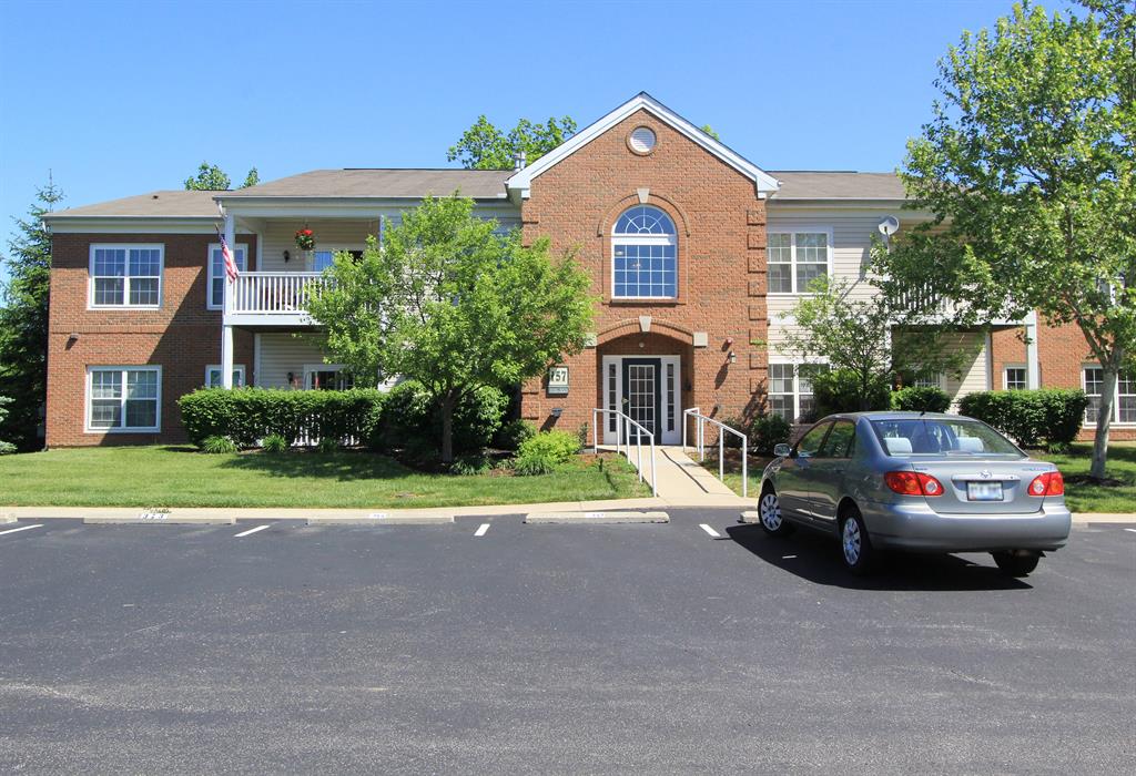 157 Saddlebrook Ln, 353