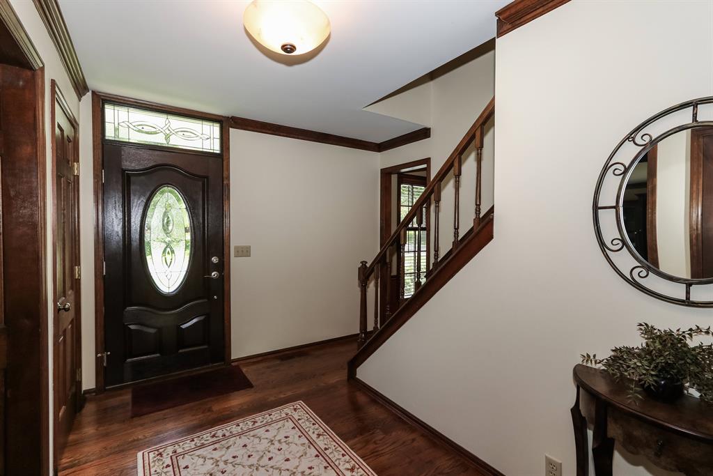 Foyer for 10413 Stone Ct Montgomery, OH 45242