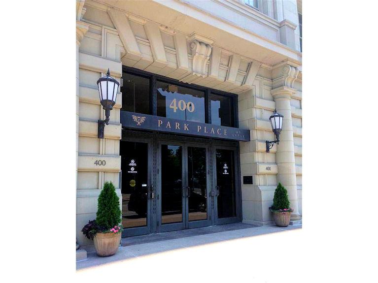 400 Pike St, 701