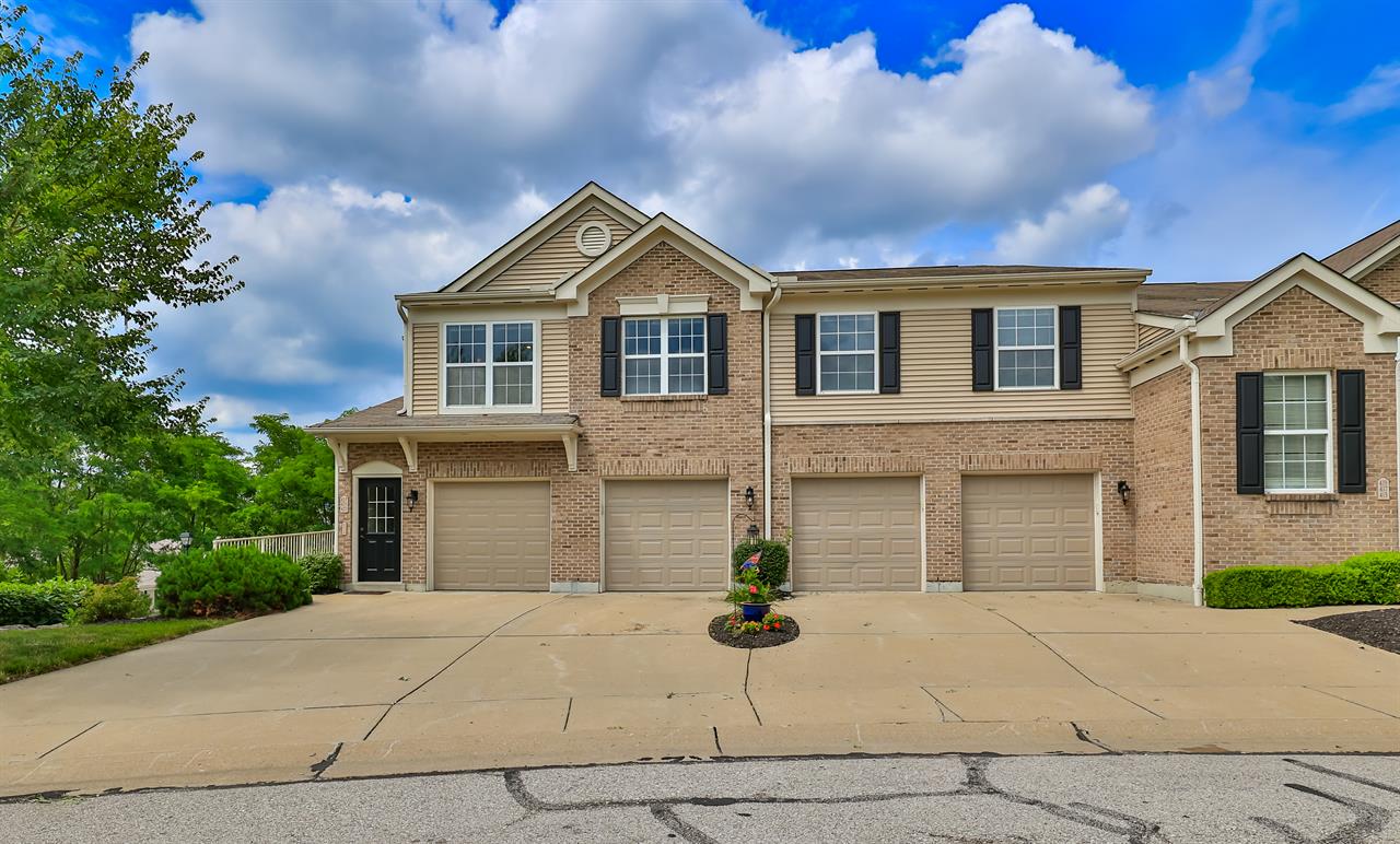 421 Breezewood Court SIBCY CLINE REALTORS®