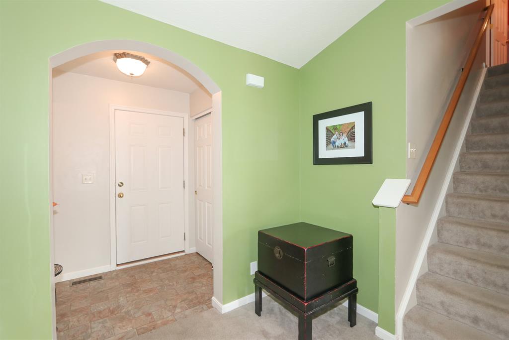 Foyer for 1199 Edgewater Way Alexandria, KY 41001