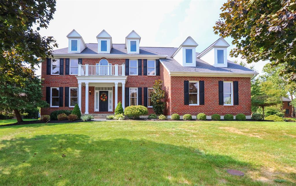 Stunning Curb Appeal for 10115 Chatham Woods Dr Symmes Twp., OH 45140