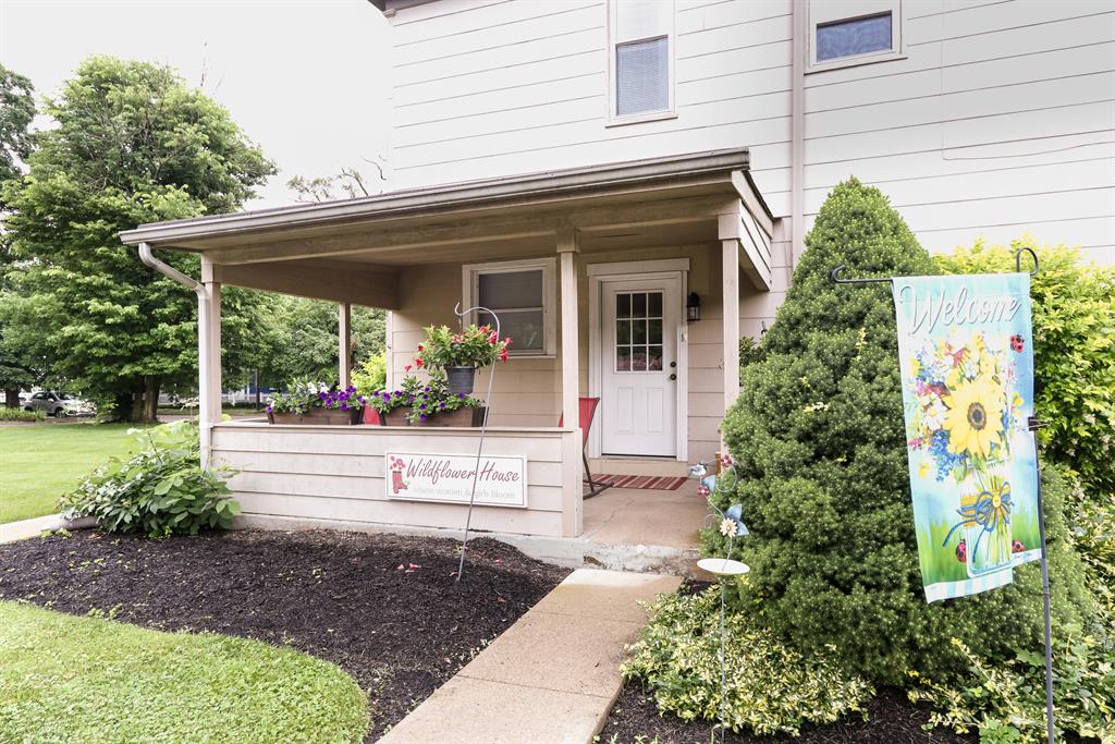 Entrance for 111 Wall St Loveland, OH 45140