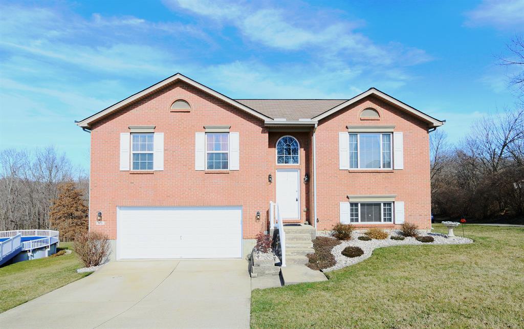 85 Bradley Dr